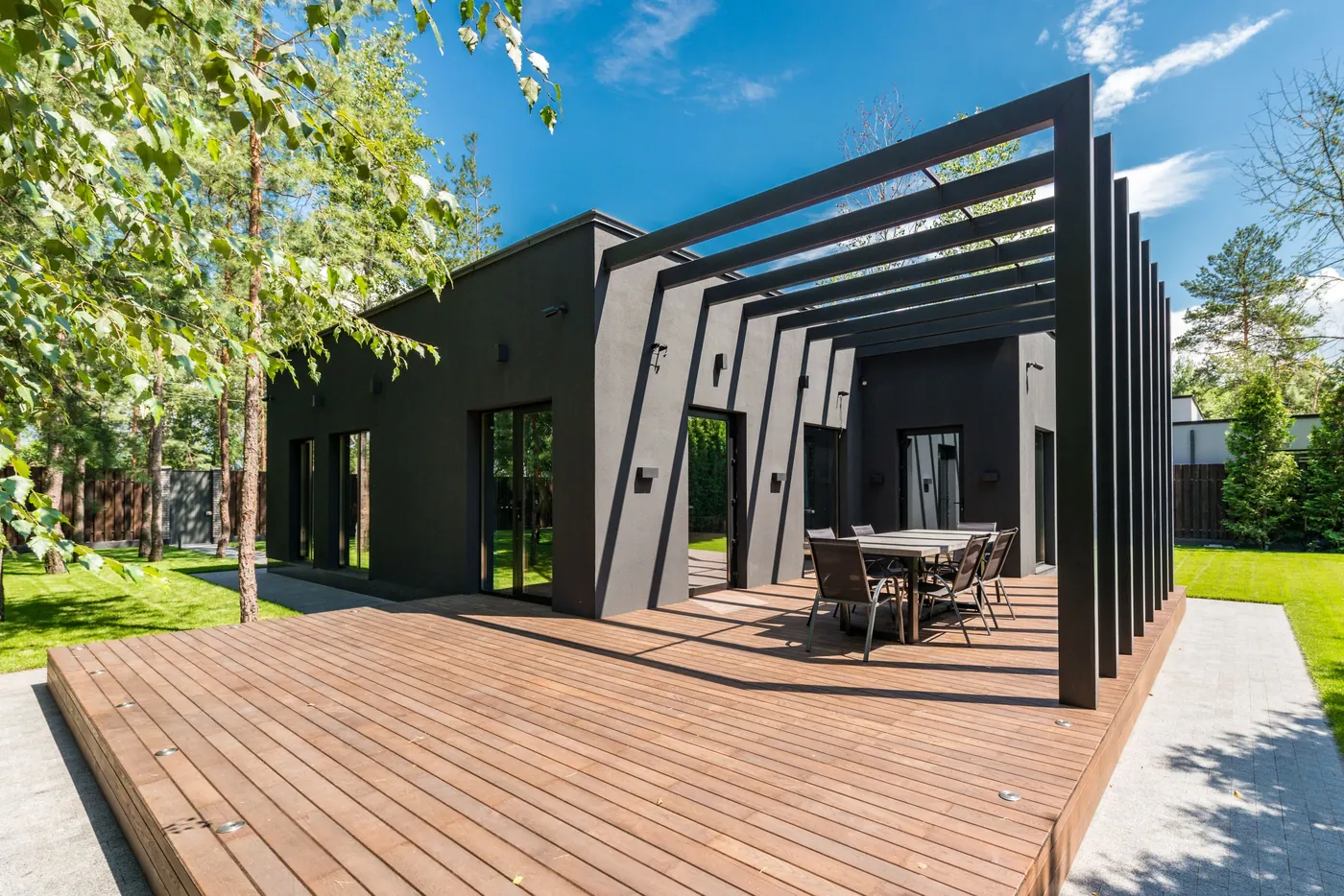 Deck ve oturma alanı